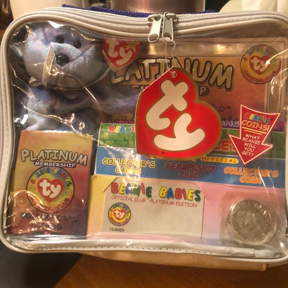 DONATED Beanie Babies Platinum Membership - Picture 1 of 3